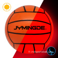 Jymingde a conduit une balle de volley-ball lumineuse